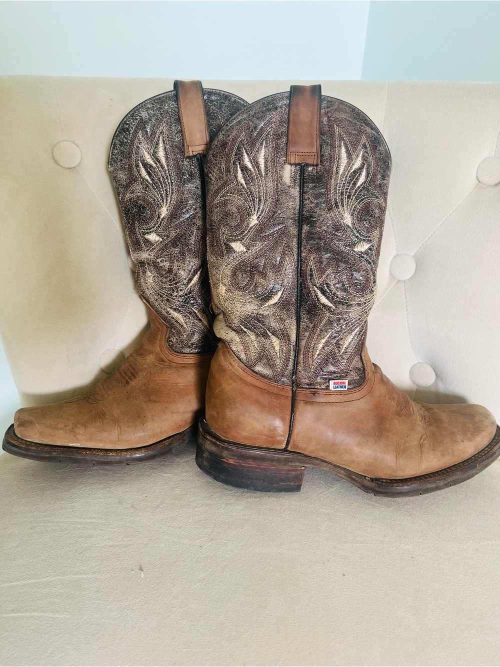 Women’s Rockin Leather didtressed Western- Classic cowboy boot